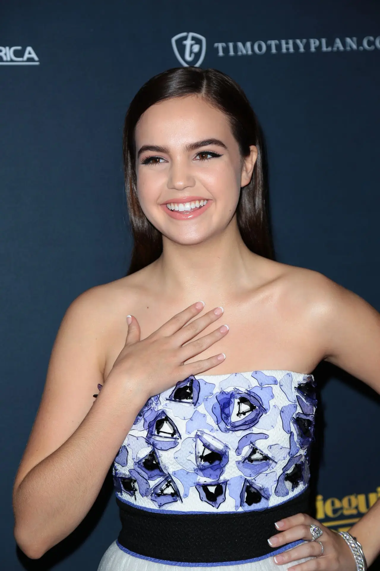 BAILEE MADISON AT 25TH ANNUAL MOVIEGUIDE AWARDS IN UNIVERSAL CITY04